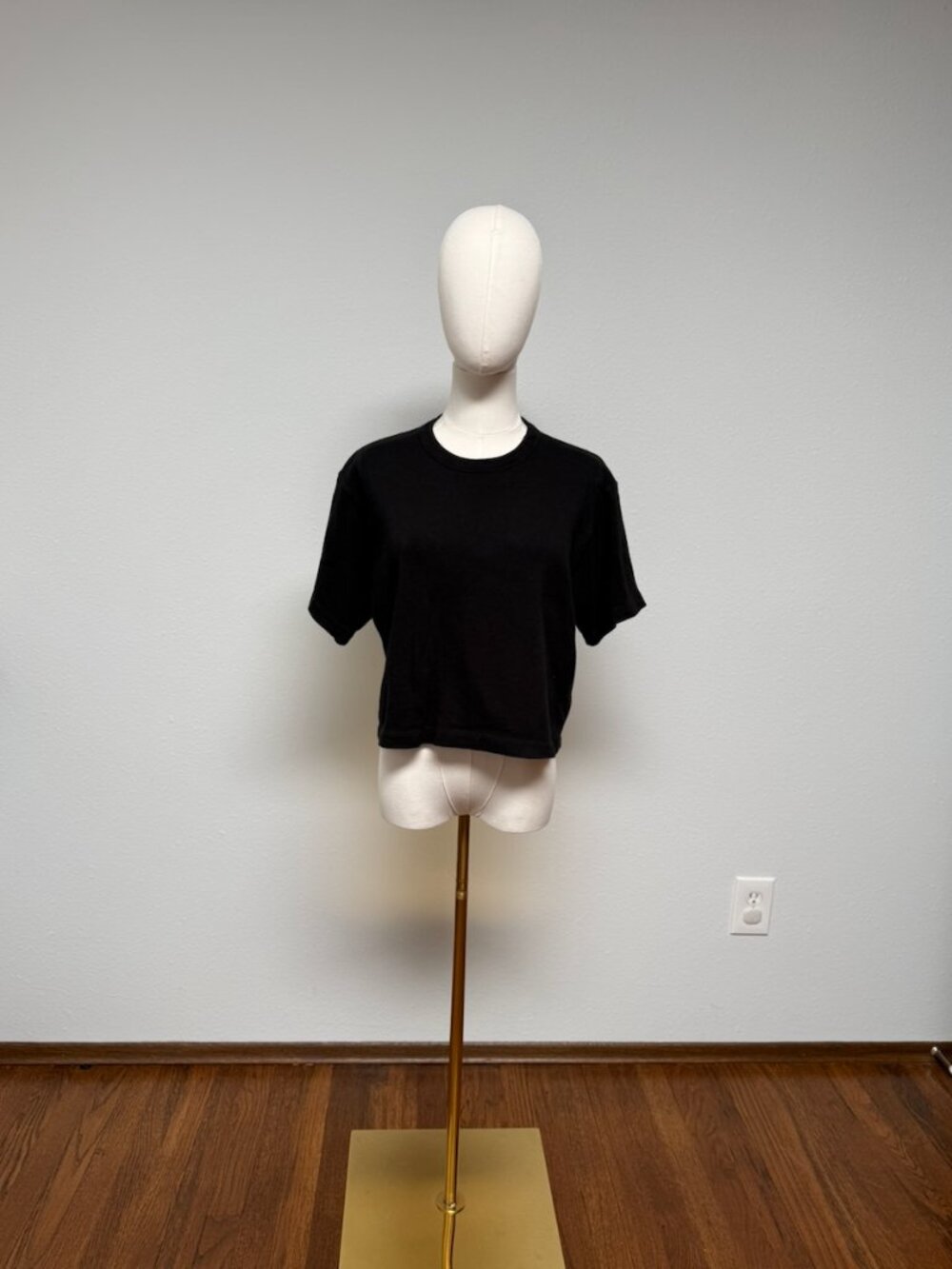Buck Mason Field Spec Boyfriend Crop Tee in Heavy Black Cotton Size Small